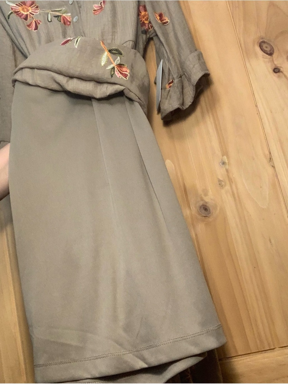 NWT Fig & Flower Women’s M Tiered Embroidered Smocked Ruffled Romantic Dress - Picture 4 of 13